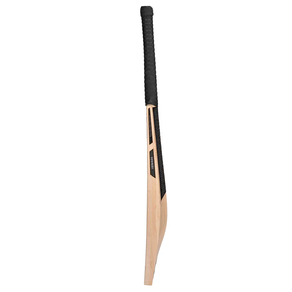 Newbery Navarone | E-quipped Sports