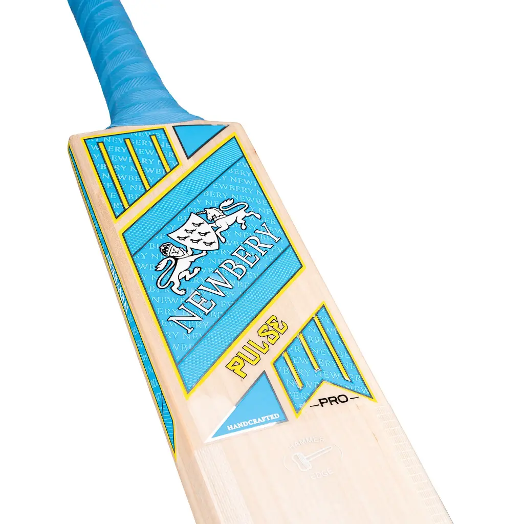 Pulse Bat (PRO) Detail Front 2048.webp