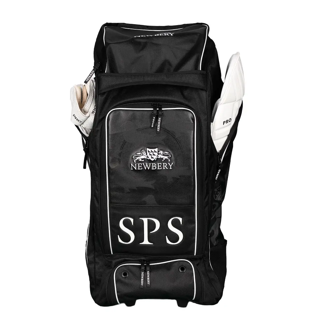 SPS Duffle Wheelie Front Pockets open 1 2048.webp