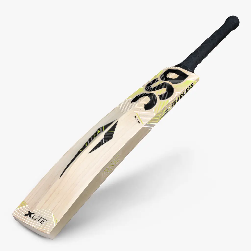 DSC-X-lite-4.0-UK-RANGE-CRICKET-BAT-2.webp